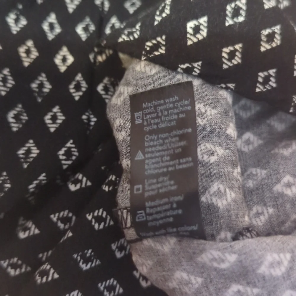 Dress - Picture 4 of 4